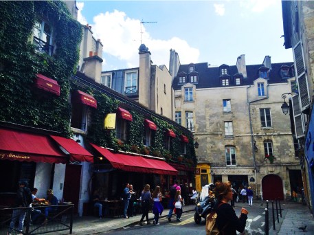 I love this street in Le Marais. 